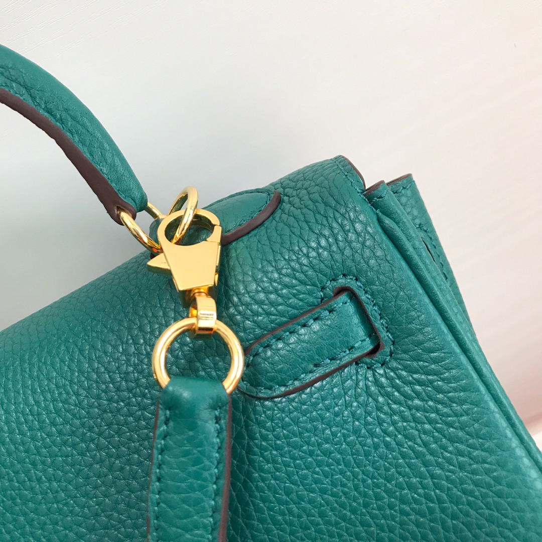 Hermes Kelly 32cm Handbag Shoulder Bag in Vert Vertigo Togo Leather